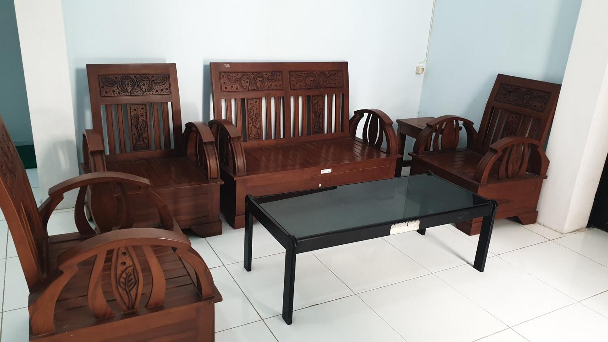 Capital O 92612 Penginapan D'Alas Purwo & Beachnearpadang Savana Sadengan 바뉴왕기 외부 사진