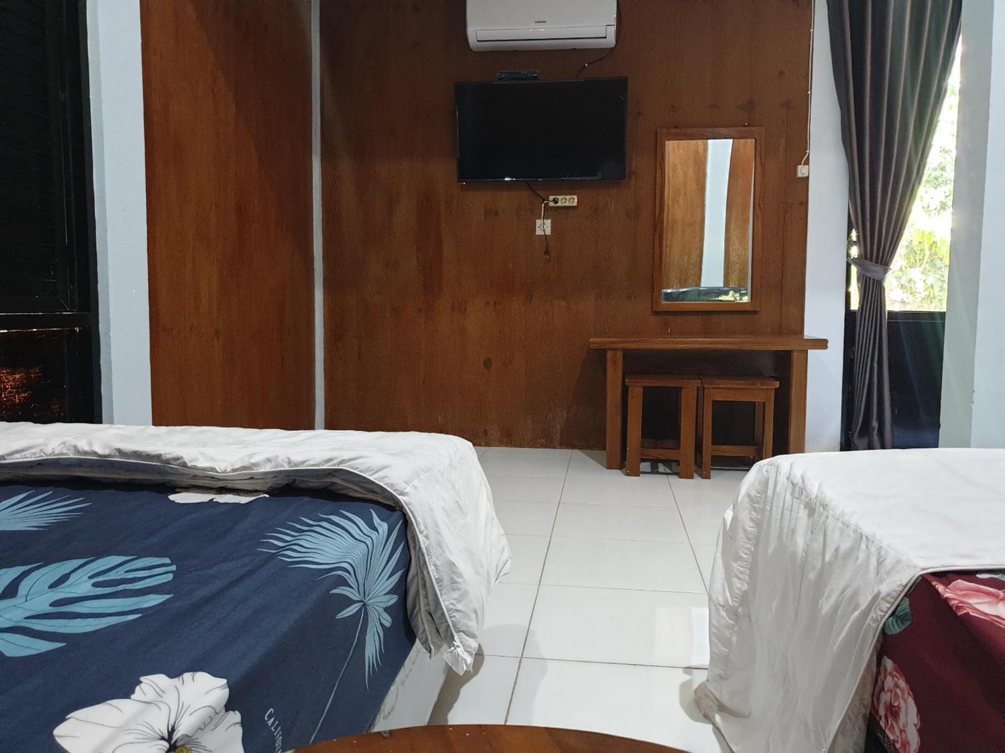 Capital O 92612 Penginapan D'Alas Purwo & Beachnearpadang Savana Sadengan 바뉴왕기 외부 사진