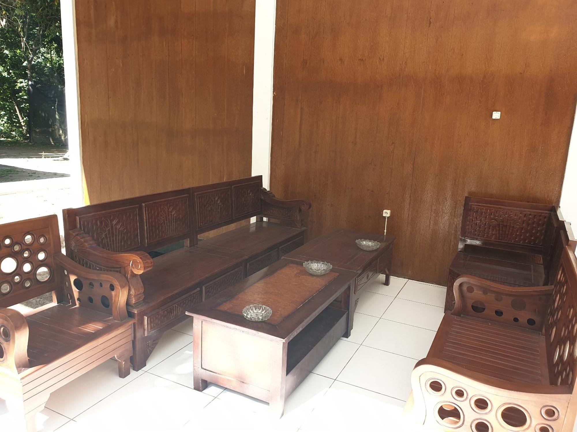 Capital O 92612 Penginapan D'Alas Purwo & Beachnearpadang Savana Sadengan 바뉴왕기 외부 사진